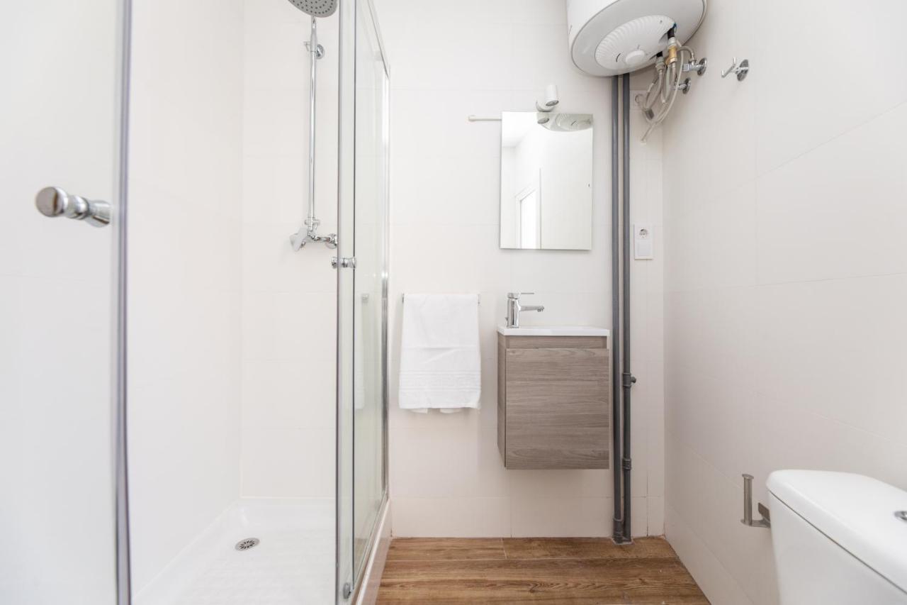Los Apartamentos Jacinto Benavente Centro Μαδρίτη Εξωτερικό φωτογραφία