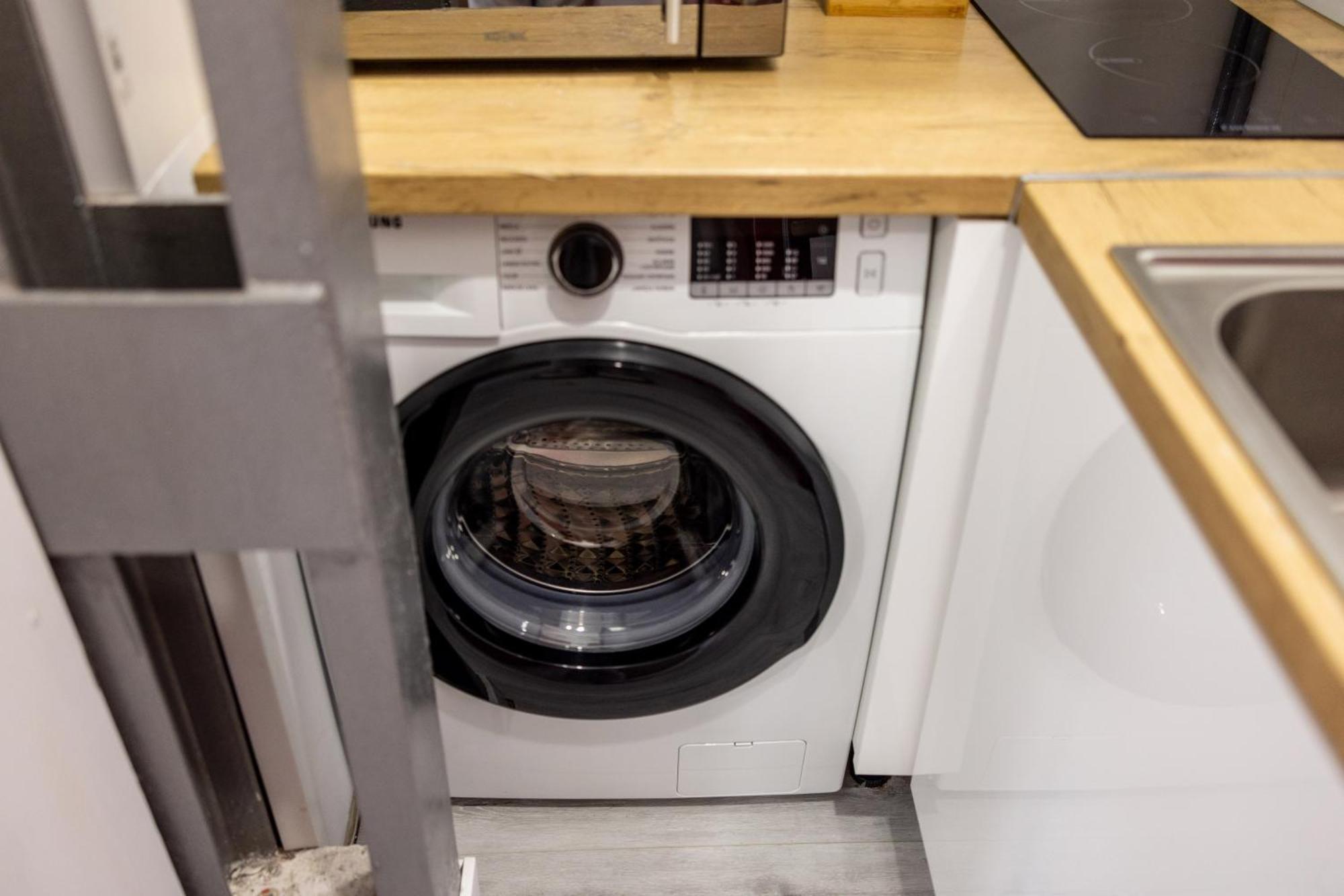 Los Apartamentos Jacinto Benavente Centro Μαδρίτη Εξωτερικό φωτογραφία