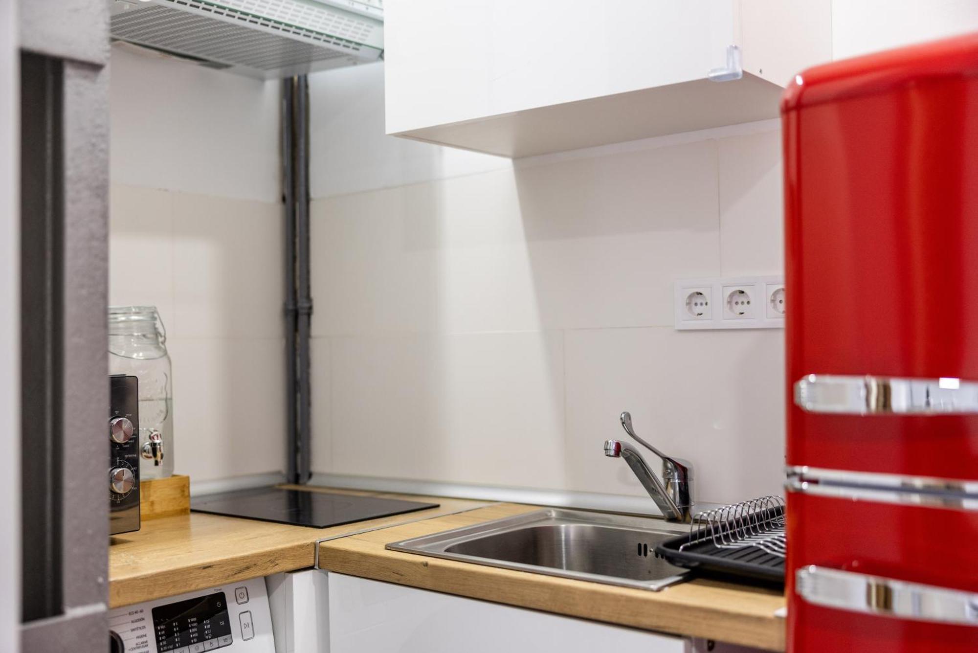 Los Apartamentos Jacinto Benavente Centro Μαδρίτη Εξωτερικό φωτογραφία