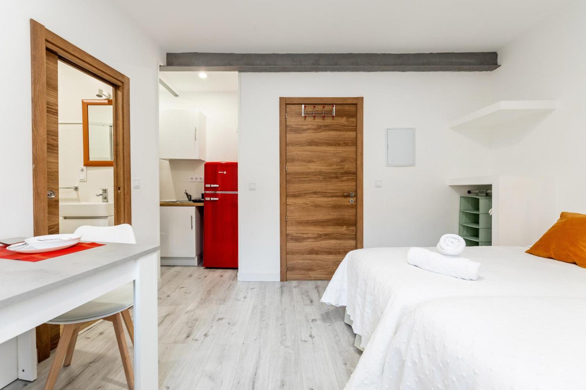 Los Apartamentos Jacinto Benavente Centro Μαδρίτη Εξωτερικό φωτογραφία