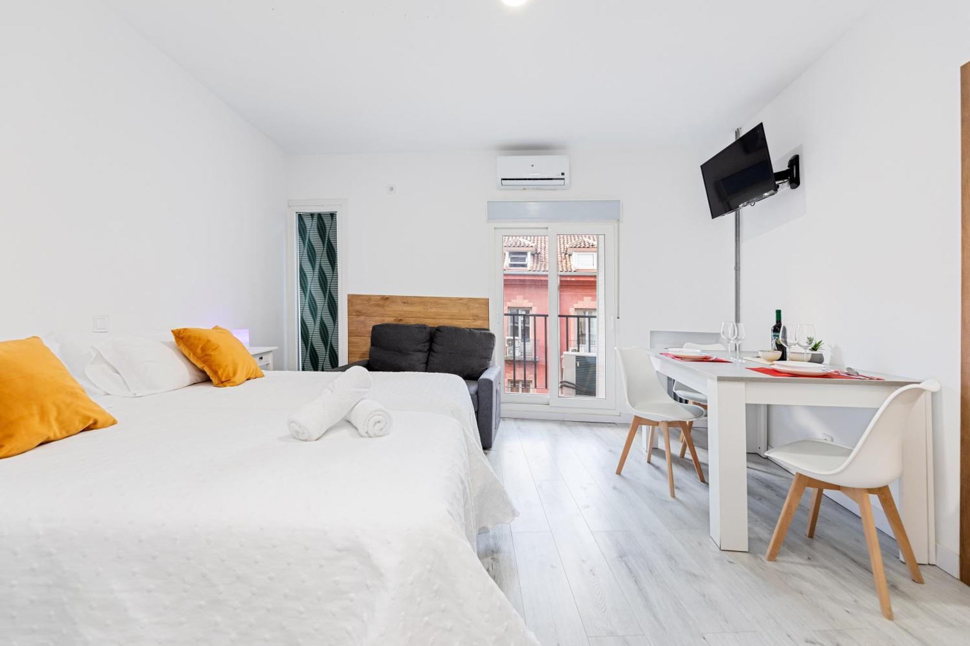 Los Apartamentos Jacinto Benavente Centro Μαδρίτη Εξωτερικό φωτογραφία